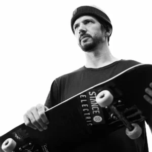 Read more about the article Chris Cole: Skateboarding’s Versatile Innovator