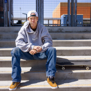 Read more about the article Andrew Reynolds: Skateboarding’s Icon of Style and Innovation