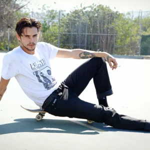 Read more about the article Dylan Rieder: Skateboarding Icon and Fashion Trendsetter